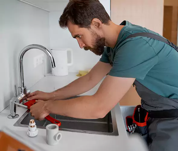 Professional Faucet Replacement Specialist in Northbrook, IL: Schedule Affordable Faucet Replacement Services with Us